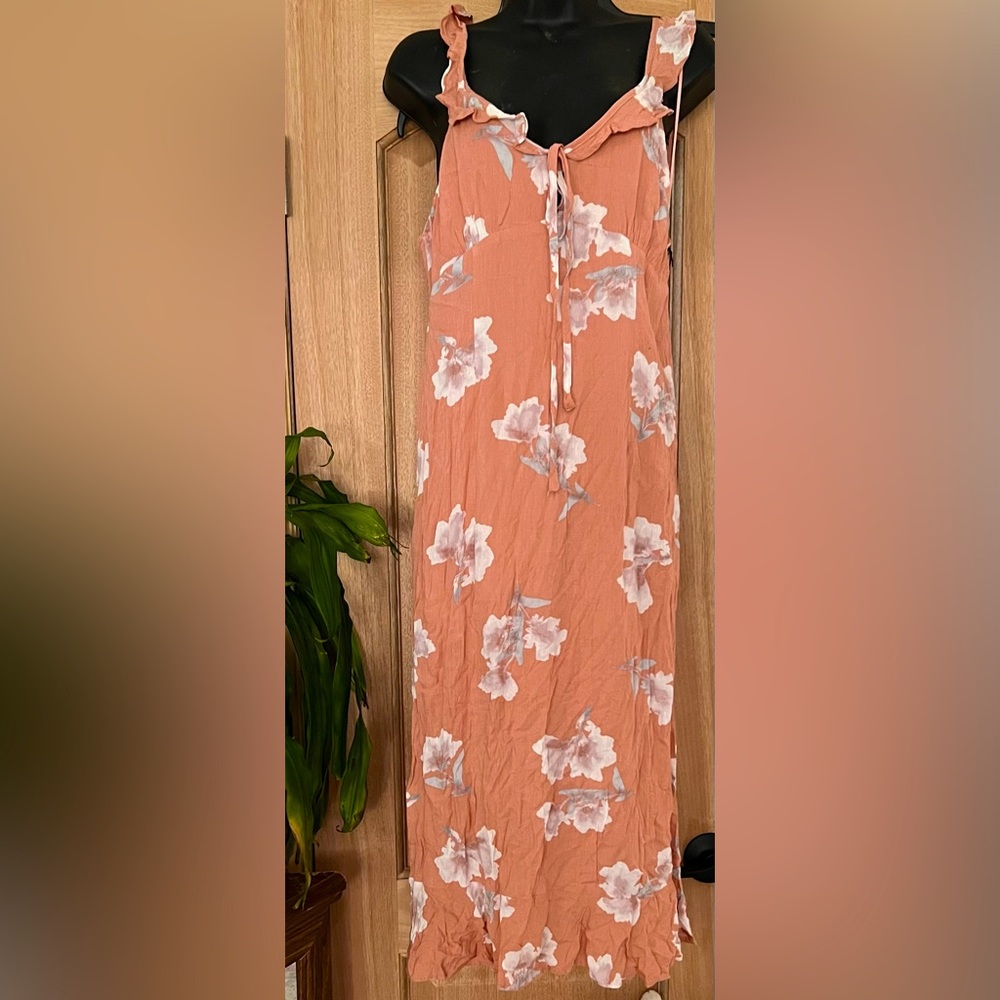 BRAND NEW Cotton Candy LA Peach Floral Dress Size L